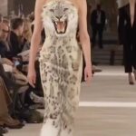 Shalom Harlow Instagram – 😽Couture Catwalk 2023 becomes literal with @danielroseberry @schiaparelli 😽  My wild side set free …