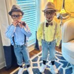 Shamari DeVoe Instagram - My babies!! 😭 Repost from @devoetwins • 100 days of school down and our Mommy dressed us up as OG’s to celebrate! 👴🏼👴🏼 🎩 🦯 BUT…the only wrinkles we have is from where our amazing smiles have been! 😃 #DeVoeTwins