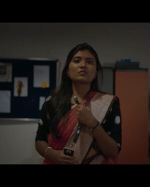 Shamni Mahe Instagram - Series ‘KALAI’ from kanniraasi 
Last slide of the series.

Thanks to all the love!!

Costumes : @aneeqaofficial 
Photographer: @ajayraviphotography 
Makeup and hairdo : @ishwaryajaivik_artistry