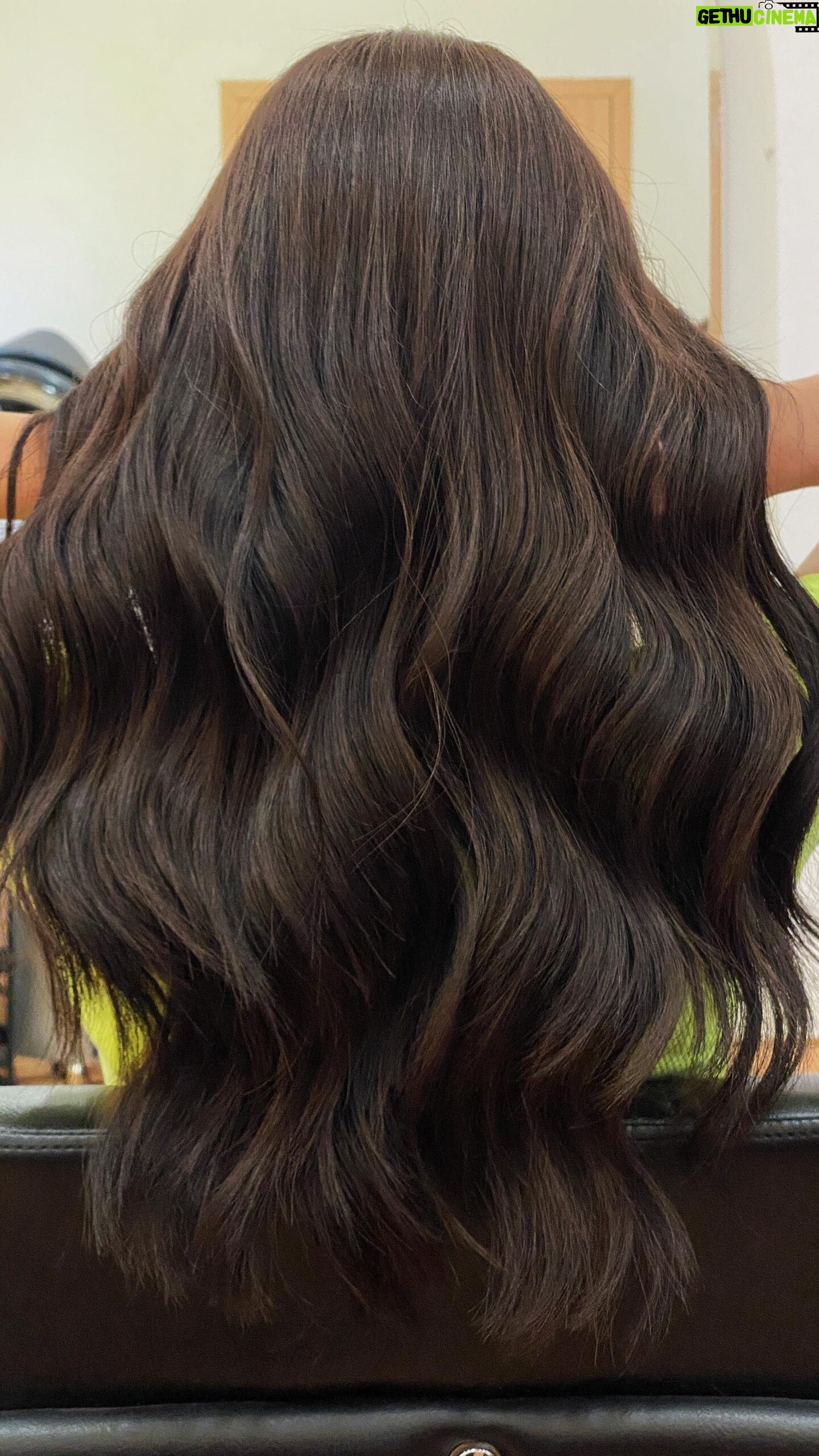 Shanice Margaretha Lie Instagram - 7unosayangkamu 🥹🩷 thank you buaaat rambut barunyaaa!! also after silky keratin rambut jadi halus & gak lepek. SENANGNYA! aku di 7UNO Greenlake City ask for mba Jedar, seru banget orgnya ⭐️⭐️⭐️⭐️⭐️ btw banyak promo! NEW PROMO CNY IMLEK 2024 🥳😍 Buruan dapatkan ✅ DISC 45% COLORING & ALL TREATMENT FREE KOREAN ANTI FRIZZ (TREATMENT RAMBUT SHINY) ✅ WAJIB BOOK KE WA ADMIN DI LINK 7UNOHAIR 0819-434-12345 🤗 ✅BUY 2 GET 1 FREE UNTUK CREAMBATH / DETOX TREATMENT (DATANG BER3, CUKUP BAYAR 2 AJA) ✅UNTUK SETIAP TREATMENT: FULL COLORING, BALAYAGE/HIGHLIGHT, KERATIN, DAN SMOOTHING, GET FREE CUCI BLOW ANTI FRIZZ