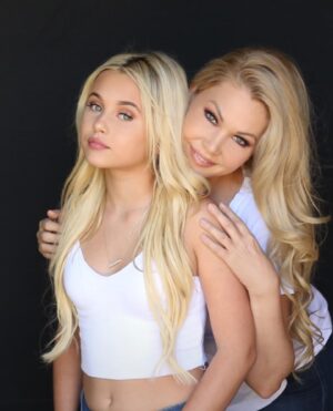 Shanna Moakler Instagram - Happy 18th Birthday to my beautiful daughter @alabamaluellabarker you have grown into a confident, loving, outgoing, ambitious young woman, I am so proud of how strong you are and how you always stayed true to yourself. Our time together means everything to me. Being your mom is one of my greatest joys. I love you. Time has gone to fast. ❤️⚓️🎁👸🏼