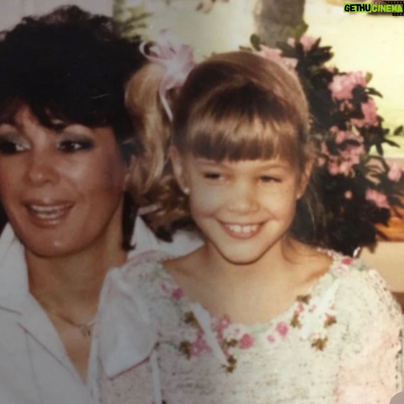 Shanna Moakler - 20.5K Likes - This is the day I always feared, losing my best friend, support system and beautiful mom. I honestly can't find the words to express how loving, kind and amazing she was. I Honestly don't know how I will do this life without her. How lucky I am to have been her daughter and to have had her for as long as I did. She was everything I hoped to be and I will miss her every second of everyday. I love you mom. Kiss Vo vo for me and hug mason. Please visit me in my dreams.