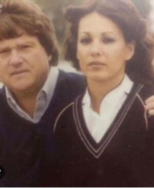 Shanna Moakler Instagram - It's with great sadness to share the passing of my dad, the only solace is knowing he is with my beautiful mother. I am so thankful I got to have as many years with my parents as I did, and to have the time I had these last weeks with him. My father was an amazing husband, doctor and father he was more than anyone could ask for. I will hold tight to the incredible life both my parents provided for me and the love and strength they instilled in me. The unwavering support at times when I didn't deserve it. I love you dad and my world will never be the same without you in it. I appreciate all those who have reached out and sent messages of support. Godspeed