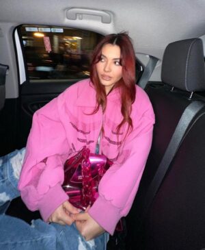 Shanna Moakler Instagram - My beautiful daughter @atianadelahoya happy birthday! I remember the day I found out I was having you! I cried I was so happy. I knew you would be a girl and I knew you would be the most beautiful soul that ever was. Im so proud of the young woman you are...so intelligent, so kind and so incredibly talented. How lucky I am to have you as a daughter, I may not have done a lot of things right in life but with you I know I did something right, , I love you so much.... ❤️⚓️👸🏻