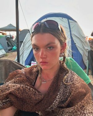Shannon Berry Instagram - sticks & mud @mirandaturbitt
