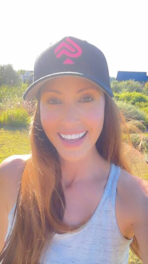 Shannon Elizabeth Instagram - Pokerbet is turning ONE this December 🥳🎉

And they’re celebrating with HUGE tournament guarantees, along with a FREEROLL that comes with an opportunity to win a trip to Vegas!

The much anticipated SA Online Poker Series, Summer Edition, will run between the 15th and 17th of December, where R2,500,000 is guaranteed across three events, and culminates in the R1,5M Guaranteed Main Event Championship, as well as their first ever Vegas package FREEROLL.

All players who play a total of 2500 hands or more between the 11th and 15th of December will be entered into the Freeroll, and have a shot at winning a package for the 2024 World Series of Poker in Las Vegas.

Visit the link in my bio to sign up today & use code "Shannon100" at signup for R100 free deposit!!

@pokerbetsa #pokerbetsa @wsop #wsop