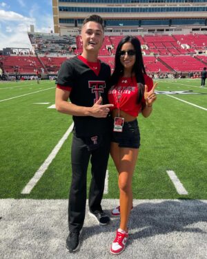 Shannon Woolsey Instagram - we love a winning game day 🫶🏻
