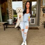 Shannon Woolsey Instagram - me myself & yeti on thanksgiving 🤌🏼