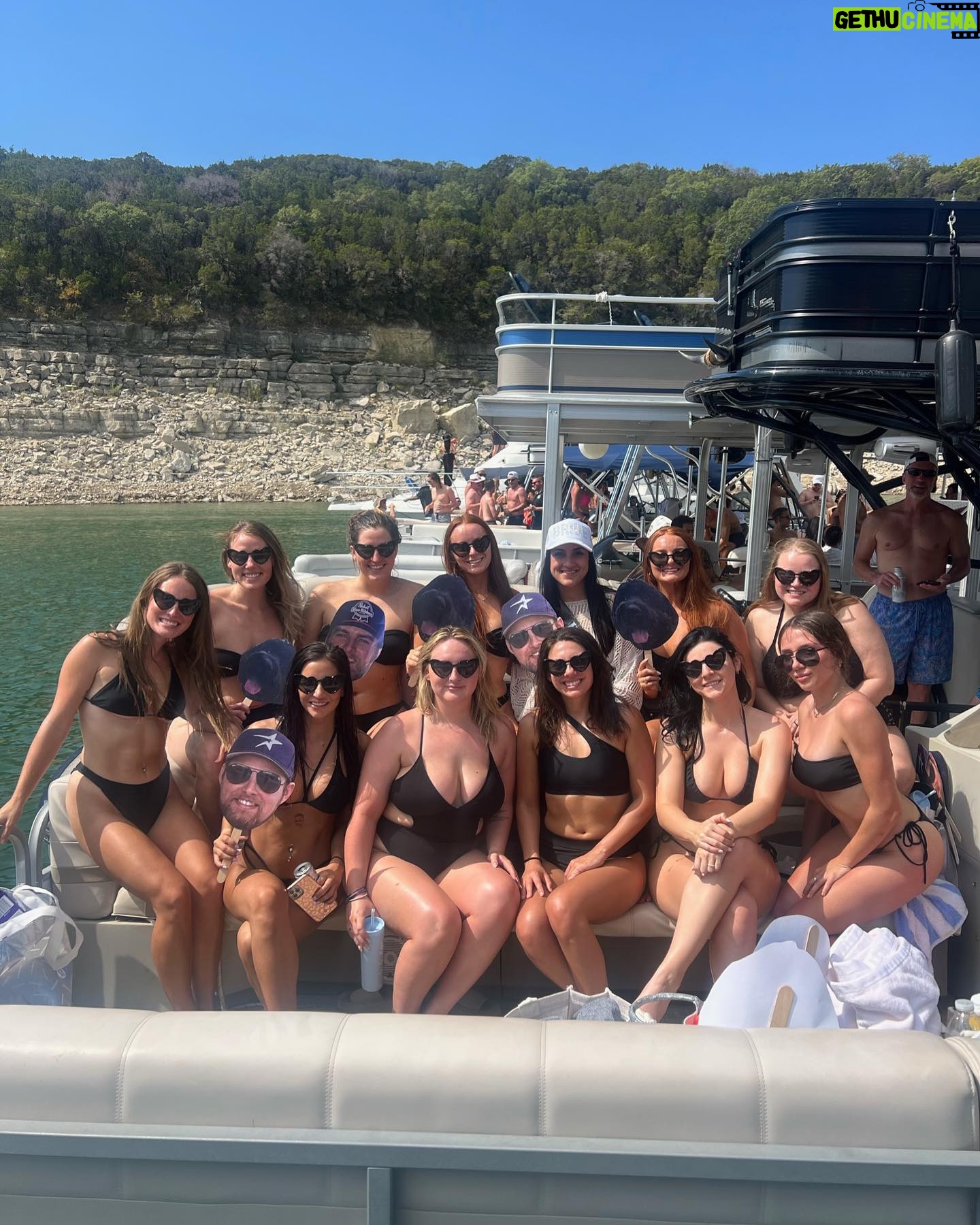 Shannon Woolsey Instagram - we love a good ol bachelorette party. So easy to celebrate our soon to be wifeeyyyy 🩵☁️