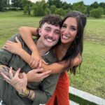 Shannon Woolsey Instagram - 1421 miles will never change the friendship i have with this one. Forever my person! I love you & i’ll see you again soon 🧡🤞🏻