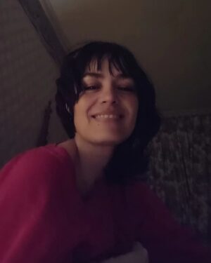 Shannyn Sossamon Instagram - outside in and blurry for you <3