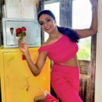 Shanti Priya Instagram - “Summer bliss in a tiny package ☀️💕” shanthipriya shanthi priya actor dancer Makeup by yours truly @shanthipriya333 Hair by @amuthevar Stylist @instylewithaditi Team @_allaboutdisha Outfit @thenewbold.in Jewellery @itahdnura #trending #shanthipriya #marathi #90s #bollywood #actress #trendingreel #fyp #reelsvideo #explorepage #reelsvideo