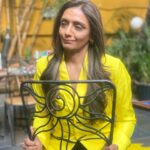 Shanti Priya Instagram - BTS of @punetimesonline ♥️ Enjoyed every bit 🧿 @malakaspice Bts pune interview shanthipriya shanthi priya actor dancer mother family #