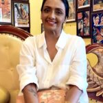 Shanti Priya Instagram - As promised guys here is the first set of questions! Thank you so much for your enthusiasm, looking forward to answering your questions in the next Q&A on Saturday! Like last time please drop your questions down below in the comments! 💌 shanthipriya shanthi Priya actor dancer #shanthipriya #bollywood #90s #actress #hindi #fan #letter #askmeanything #ama #askmehow #questionoftheday #qna #questions #answer #comment #ask #fanlove #lifelessons #comeback #evergreen #indiancinema #surprise #reelsinstagram #reelsvideo #reelsindia #insta #trending #viral #instagram #trendingreels