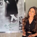 Shanti Priya Instagram - Saturday Fan letters Q&A is such a mood booster! Always a delight! See you next week 🌼 Yours truly shanthi priya ♥️ shanthipriya shanthi priya actor dancer fan letters Q&A #shanthipriya #bollywood #90s #actress #hindi #marathi #fan #letter #askmeanything #ama #questionoftheday #qna #questions #answer #comment #ask #fanlove #comeback #evergreen #chitti #shanthi #priya