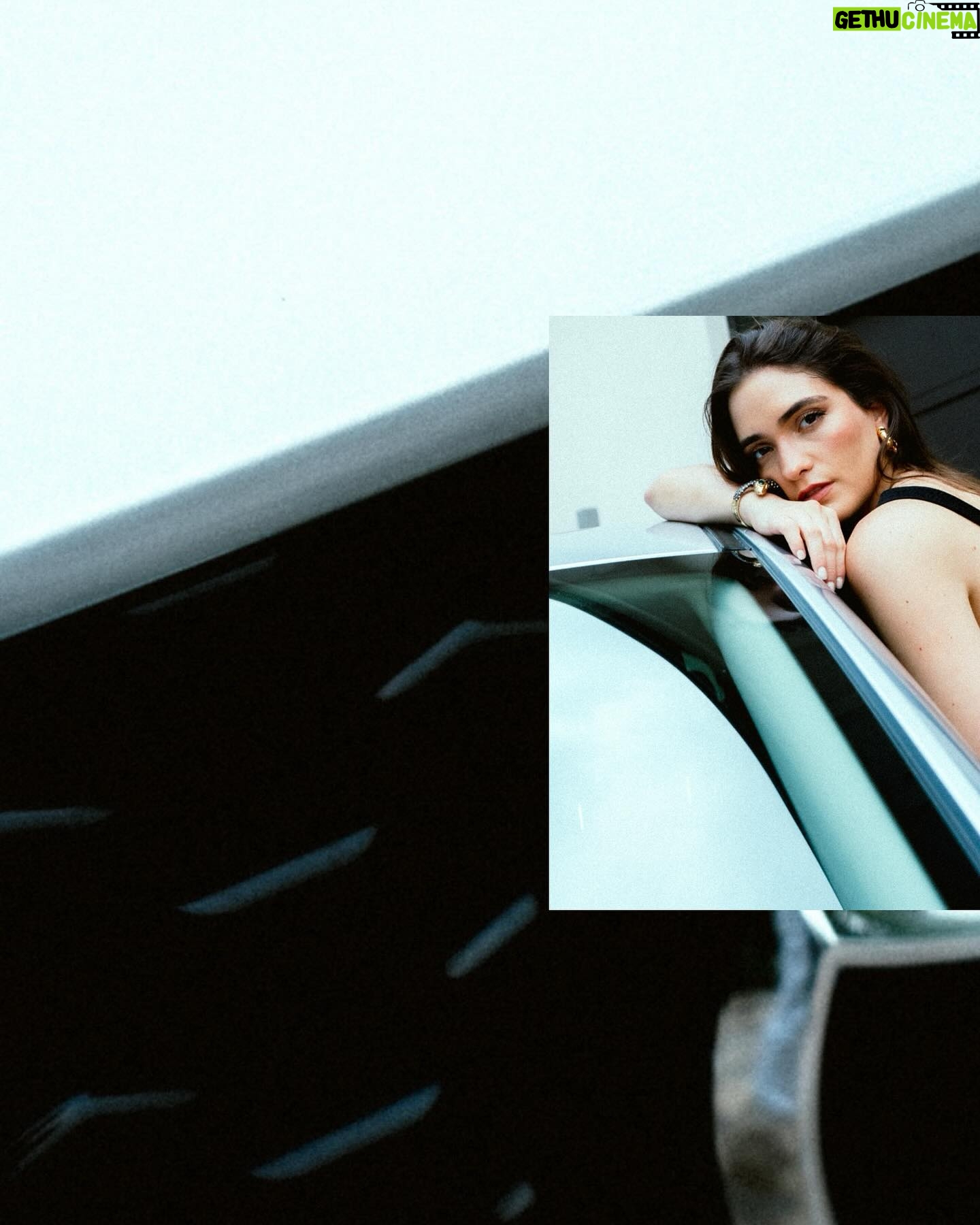 Shany Nadan Instagram - Kodo inspo ✨ ¿Sabían qué Kodo significa “Alma en movimiento”? ¿Y qué esa es la filosofía de diseño detrás de Mazda? El KODO design se caracteriza por sus líneas fluidas y elegantes, que crean una sensación de movimiento, dinamismo y fuerza incluso cuando el auto está detenido. Mazda es diseño 💫 @mazdaecuador