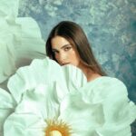 Shany Nadan Instagram - Unposted 🌼 Foto: @omarhidalgophoto H&M: @am_paulita Flores: @davidcuzcowedding Producción: @flavisot