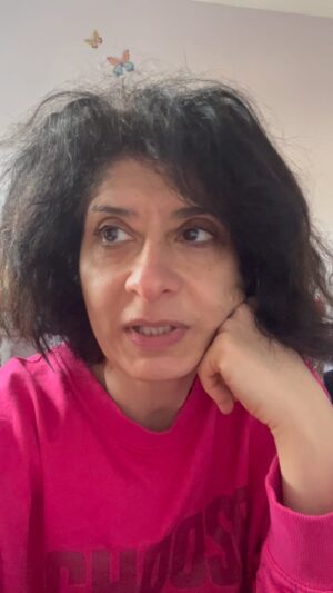 Shappi Khorsandi Instagram - #کمدی #iranian #iraniancomedian #farsi