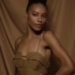 Sharam Diniz Instagram – A benção de ser mulher e angolana e nascer no dia da Mulher Angolana✨ 
Tanto por agradecer e, muito ainda por viver. Com sabedoria, humildade e resiliência no tempo dEle, sempre. 🙏🏾

Afinal são 33 anos de vida com saúde e o privilégio de concretizar sonhos com dignidade, honra e amor no que faço.🤎🎉

#FelizMarçoMulher 

The blessing of being an angolan and a woman and being born on Angolan Woman’s day✨
So much to thank for and there is still a lot to live. With wisdom, humility and resilience in His time, always. 🙏🏾

After all, it’s been 33 years of a healthy life and the privilege of making dreams come true with dignity, honor and love in what I do.🤎🎉
Credits: @sergiorbaia 📷