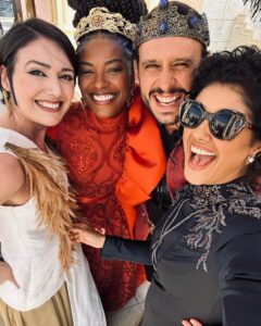 Sharam Diniz Instagram - Na TV pegando fogo, mas nos bastidores, só amor!