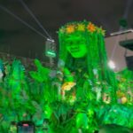 Sharam Diniz Instagram – Agora é OFICIAL! 
Curti o meu primeiro carnaval na Sapucaí 🇧🇷
E foi memorável 😍🥰
Obrigada @juliannetrevisol @camaroteallegria 💜
pela experiência fantástica, amoooo muito tudo isso 🥹🤩😘

#RJ #Carnaval2024 #Rio #Brasil #Sapucai

Now it’s OFFICIAL! 
Had my first carnival in Rio, Sapucaí 🇧🇷
Thank you @juliannetrevisol @camaroteallegria 💜
for the amazing experience, looove it 🥹🤩😘
