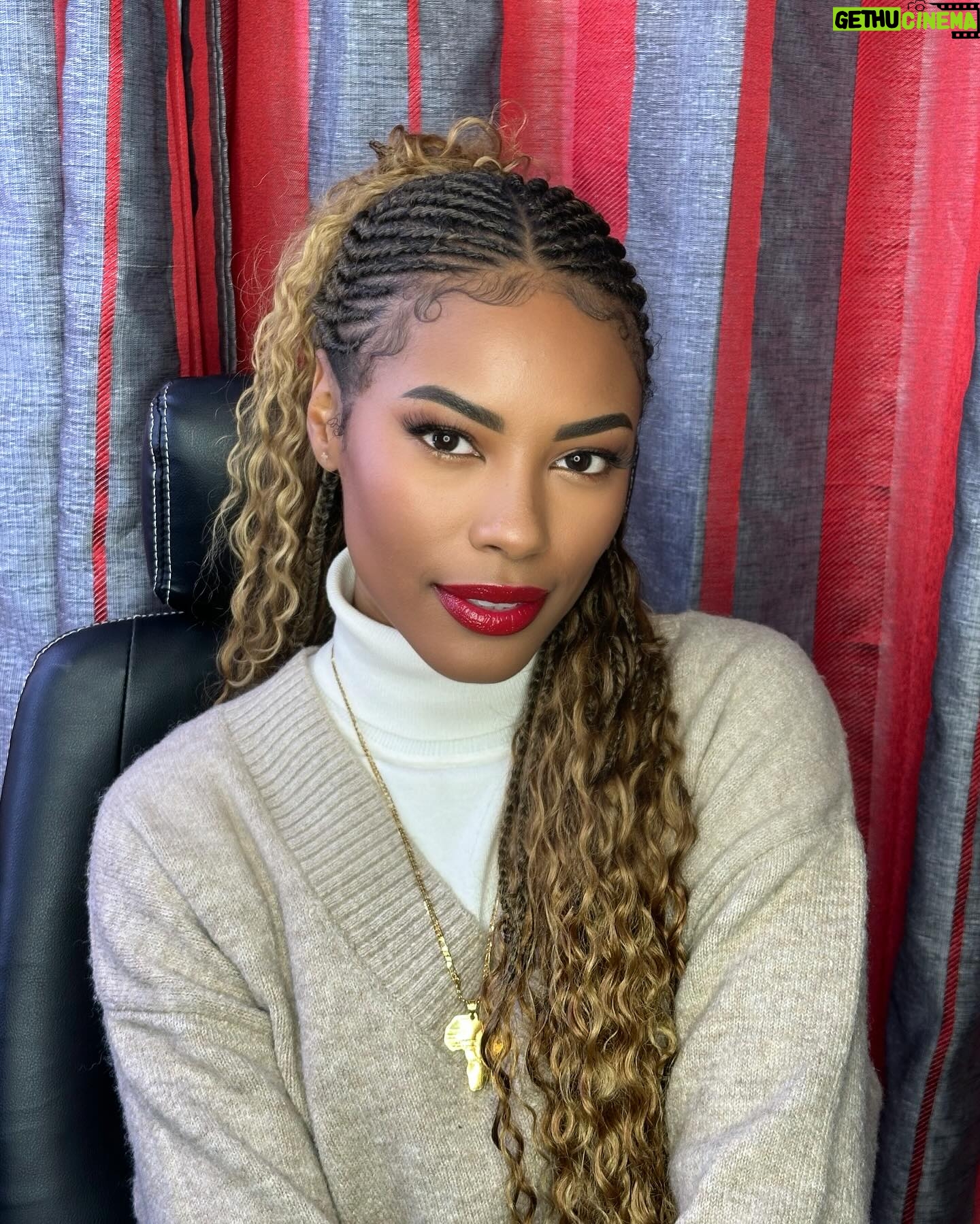 Sharam Diniz Instagram - Grateful for all the lessons, opportunities & blessings. May love live within us, forever ✨ Happy holidays ❤️ #MerryXmas Grata por todas as lições, oportunidades e bênçãos. Que o amor viva dentro de nós, para sempre ✨ Boas festas ❤️