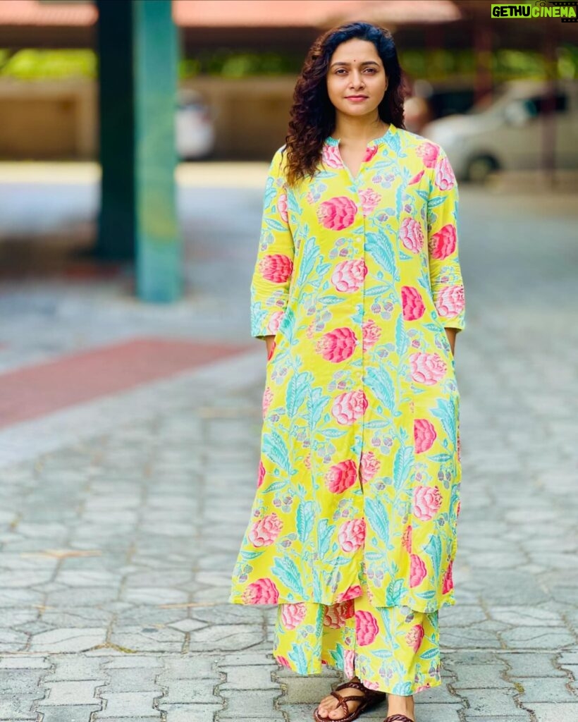 Sharanya R Actress Sharanya Ramachandran HD Instagram Photos and Wallpapers May ...