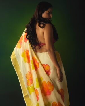 Sharanya Ramachandran Instagram - 🌺

Brand : @turmerikofficial

Photographer : @nandagopanphotos

Styling: @sanliya_sabu

MuA : @ajayanmakeupartist

Studio : @maxxocreative