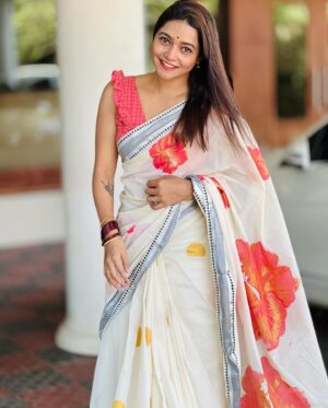 Sharanya Ramachandran Instagram - 🌸🌺🌸
@turmerikofficial 🤗