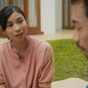 Shareefa Daanish Instagram - Daur Hidup, film serial yang terdiri dari 9 episode, bercerita tentang 9 fase kehidupan akan tayang perdana pada tgl 1 Desember 2021 di @visionplusid 
Ikuti @daurhidup.theseries untuk informasi lengkapnya.