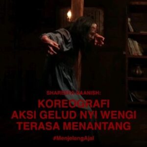 Shareefa Daanish Instagram - Adegan ini yang paling menantang buat saya karena ini pertama kalinya saya melakukan scene,
 di mana ada adegan yang menggabungkan antara fight choreography dan menari. 

Tonton aksi gelud Nyi Wengi vs Kyai Bagja di film Menjelang Ajal di bioskop 💥🔥
 

#MenjelangAjal