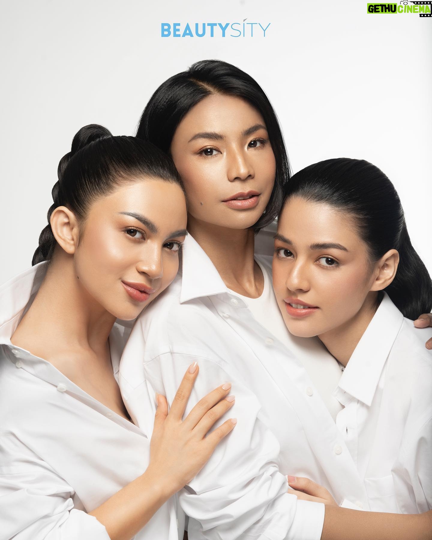 Shareefa Daanish - 3 Likes - Calling beauty lovers!
You’re invited to the first curated beauty exhibition by @beautysityid .
Be the first to experience top-notch beauty and wellness from renowned brand.
Photographer: @npmalina - @npmphoto
Videographer: @ferdianrus @iman.syayogya
Video Editor: @octrishya
Fashion Director: @michaelpondaag
Muses: @arieltatum, @shareefadaanish @susansameeh
Make up: @donnylim
Hair do: @arnoldut.hairstylist
Stylist asst: @saintdavin