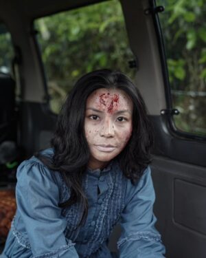 Shareefa Daanish Instagram - Terima kasih kepada semua teman2 cast and crew.
Dan 711.122 penonton yang sudah menemani Ibu Sekar hinggal Ajalnya tiba, kami pamit dari bioskop 🙏