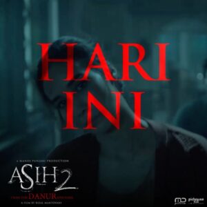 Shareefa Daanish Instagram - HARI INI #AsihKembali! Siapa yang akan menemanimu ke bioskop nonton #ASIH2? 👻

Yuk, #BeraniKeBioskop dan ingat tetap ikuti protokol kesehatan. Sampai bertemu di bioskop! 

#AsihMovie
#DANURUniverse
#pichouseFILMS
#MDPictures