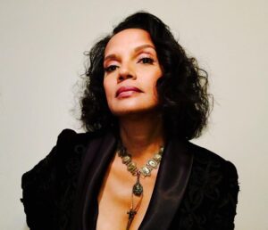 Shari Headley Instagram - Saturday mood 💋💄