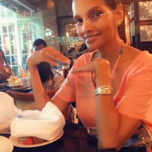 Shari Headley Instagram - After the birthday meal the fun begins! #birthdaygirl #ThisIs55 #Pappadeaux Thank you to @genevievejaxn @jolathetrunkboi @skylercartoons