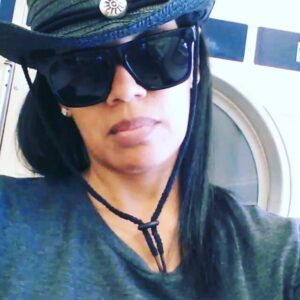 Shari Headley Instagram - Same hat different day..#rehearsal #setlife #filming #funkytown