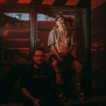 Sharlota Instagram - Šája dneska vydala svoje nové album “tabita” ke kterému jsme potočili i rychlej klípek na track “karty”, tak to upaluj zkontrolovat na kanál @blakkwoodrecords 🫡🃏🖤