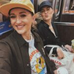 Sharlota Instagram - In love❤️ Amerika se musi proste zazit, jsem tu par dni a ikdyz jsem myslela, ze me to odpali vic, je to asi proto, ze jsem si tu tak rychle zvykla. Tech krasnejch pochval a milejch komentaru, na styl nebo kerky, me tak prekvapilo a pocasi nabiji neskutecne… ✨🫶🏼