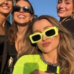 Sharlota Instagram - #together tohle pocasko hitujeee jinak, aneb dnesni holcici vecer by @cosmopolitan_cz ✨🌸 #cosmoba2023