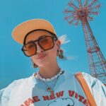 Sharlota Instagram - In love❤️ Amerika se musi proste zazit, jsem tu par dni a ikdyz jsem myslela, ze me to odpali vic, je to asi proto, ze jsem si tu tak rychle zvykla. Tech krasnejch pochval a milejch komentaru, na styl nebo kerky, me tak prekvapilo a pocasi nabiji neskutecne… ✨🫶🏼