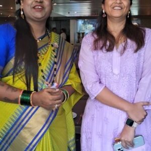 Sharmishtha Raut Instagram - With team naach ga Ghuma...lovely personality @sharmishtharaut