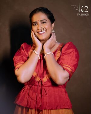 Sharmishtha Raut Instagram - Feeling grateful to be a part of this beautiful movie narrating amazing bond between Parirani and Maharani with their Teekha-Meetha Relationship.

Grateful to deisgn & style for team @naach_gaghuma in which  @sharmishtharaut simply slaying this look.

When Irkal Meets Khaan 

Tasseled Irkal lehanga paired with Khann crop top looking amazing from @k2fashioncloset 

Photoshoot by @deepali_td_official 
Ghuma Special Nath by @hridhasfashion 
Jewellery by @kankshinistudio

[Handcrafted Khunn clothing, Artisanal Khunn fashion, Khunn fabric apparel, Handwoven Khunn garments, Sustainable Khunn textiles, Ethical Khunn clothing, Khunn material craftsmanship, Eco-friendly Khunn fashion, Traditional Khunn attire, Handloom Khunn creations]

#k2fashioncloset #newcollection 
#reelsinstagram #trendingreels #thane 
#clothingbrand #khunn #sareecollection
#thane #clothingbrand #khunn 
#khunncollection #luxurious #share
#KhunnClothing #EthicalFashion #SustainableStyle
#HandwovenFashion #KhadiFashion
#ArtisanalFashion #SlowFashion #EcoFriendlyApparel
#TraditionalCraftsmanship #HandloomFashion
#OrganicCottonClothing #FairTradeFashion
#FashionRevolution #ConsciousClothing