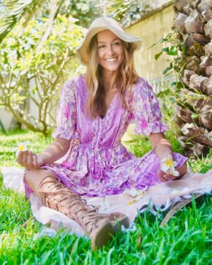 Sharni Vinson Instagram - Summer vibes 🌸

Dreamcatcher Maya Midi Dress by @belle.boho.chic 

Use code SHARNI15 for 15% discount store wide www.bellebohochic.com.au 

📸 @frasbr 

#bellebohochic #bohostyle #bohochic #bohemian #bohovibes #fashion #bohofashion #bohemianfashion #aussiefashion #bohobabe #gypsy #gypsyclothing #australianboho #supportsmallbusiness #hippie #hippiestyle #bohemianclothing #aussiechick #aussiechic #bohoclothing #australianboho #summerdress