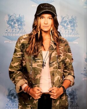 Sharni Vinson Instagram - Weekend highlights from @creepiecon AFTERMATH in Ontario, California 

#conlife #horrorcon #creepiecon #california #horrorjunkie #horrorcommunity #weekendvibes