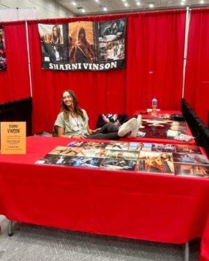 Sharni Vinson Instagram - Weekend highlights from @creepiecon AFTERMATH in Ontario, California 

#conlife #horrorcon #creepiecon #california #horrorjunkie #horrorcommunity #weekendvibes