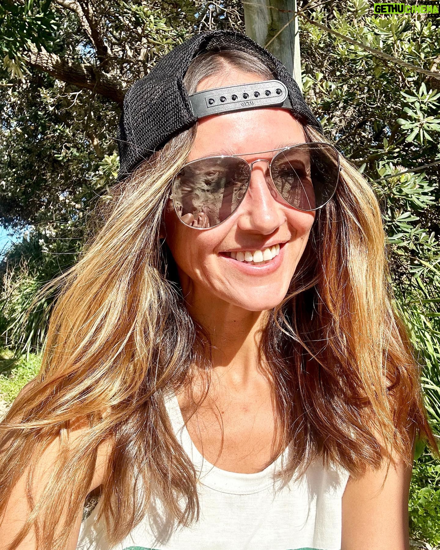 Sharni Vinson - 764 Likes - Friyay! 😃
#tgif #friyay #fridayvibes #fridaymood #happyplace #beachday #summertime #heatwave #oceanlife