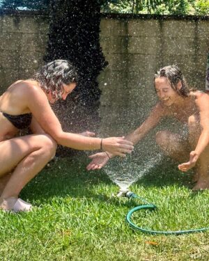 Sharni Vinson Instagram - Summer splash 🌞💦 @rockyrosebery 

#beattheheat #heatwave #australia #summer #splash #sprinkler #cousins #saturday #sun #aussie #cooling