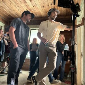 Sharon Lawrence Instagram - Ahhh David! Aka @hoohoo3000 Thanks for writing #Walker with heart and humor. Love the way you see things my #northcarolina brother. You do us and @elonuniversity @elonalumnila proud. 👏 
Working with the @thecwwalker family was so satisfying and I’m grateful you captured the collaborative, confident, caring (the cute cows 🐄!) and cool vibe you and your colleagues created. Looking forward to watching what comes next😘

Repost @hoohoo3000 -Some Walker 410 bts 🤠