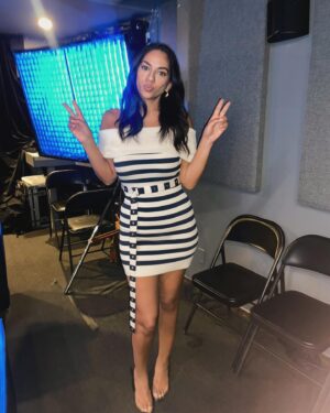 Sharon Carpenter Instagram - Still a New Yorker at heart… 🎥